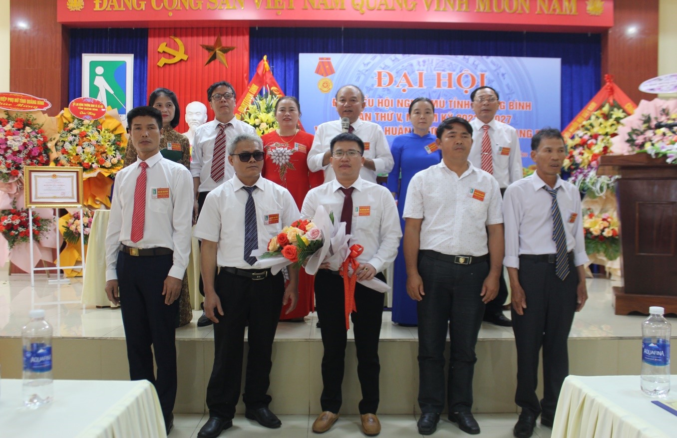 Hội Người mù tỉnh Quảng Bình tổ chức Đại hội đại biểu lần thứ V,  nhiệm kỳ 2022-2027 và đón nhận Huân chương Lao động hạng Ba